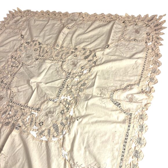 VTG Battenberg Cutwork Lace Ivory Linen Tablecloth Hand Embroidered W/6 Napkins - Picture 7 of 16